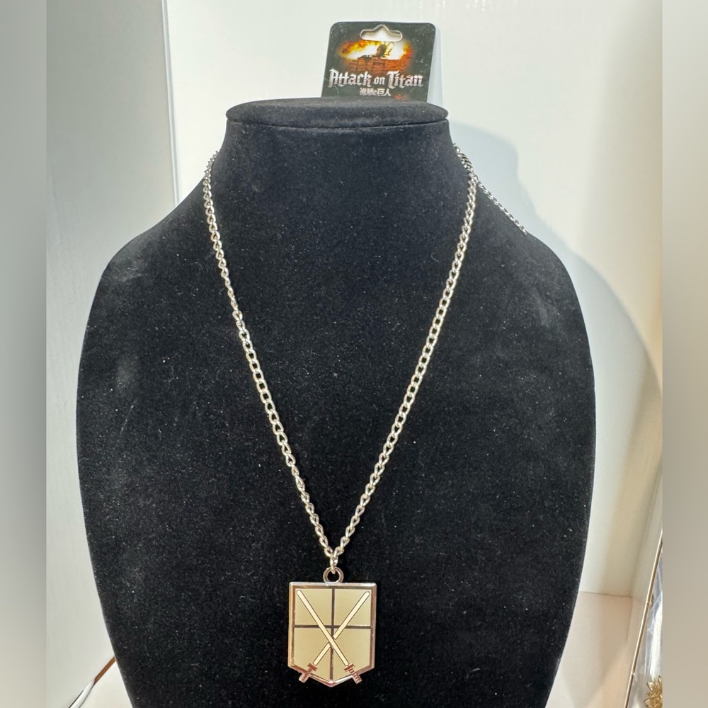 FUNimation “Attack on Titan” 24” Silvertone Necklace. (D-KK).